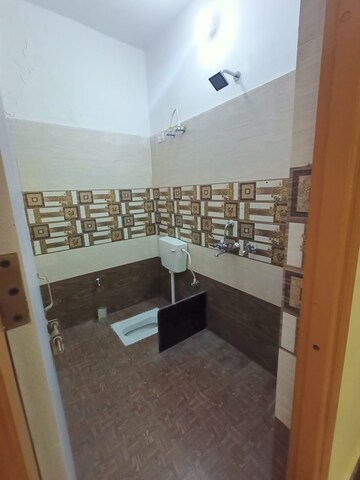 Kitchen in 2 BHK Independent House at Gomti Nagar – for Rent