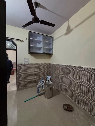 Room in 2 BHK Builder Floor at New Ashok Nagar – for Rent