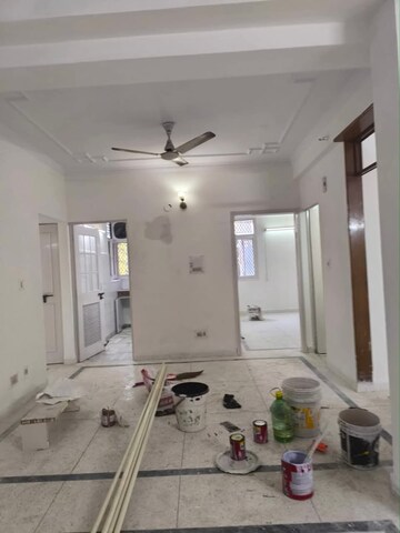 Master Bedroom in 3 BHK Apartment at Sector 10 Dwarka – for Rent