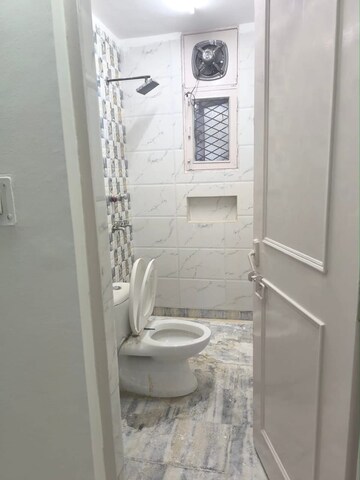 Bathroom in 3 BHK Apartment at Sector 10 Dwarka – for Rent