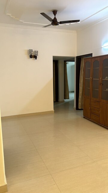 3 BHK Apartment For Rent in Dwarka Sector 4 Delhi  7975121