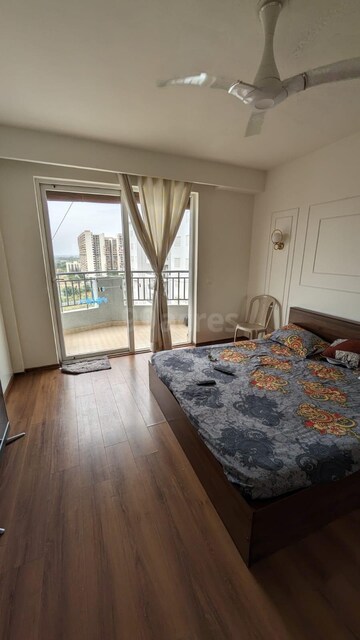 Bedroom in 2.5 BHK Apartment at Microtek Greenburg, Sector 86 – for Rent
