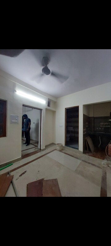 Room in 1 BHK Apartment at Sarita Vihar – for Rent
