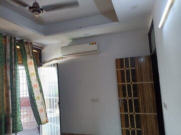 Furnished Amenities in 1 BHK Independent House at RWA Apartments Sector 27, Sector 27 – for Rent