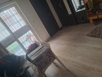 Parking in 3 BHK Builder Floor at Bptp Park 81, Sector 81 – for Sale
