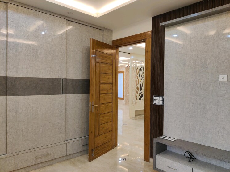 Room, cosmic-italia 2 Bedroom 8500 Sq.Ft. Builder Floor In Vasundhara Sector 5 Ghaziabad 7975317