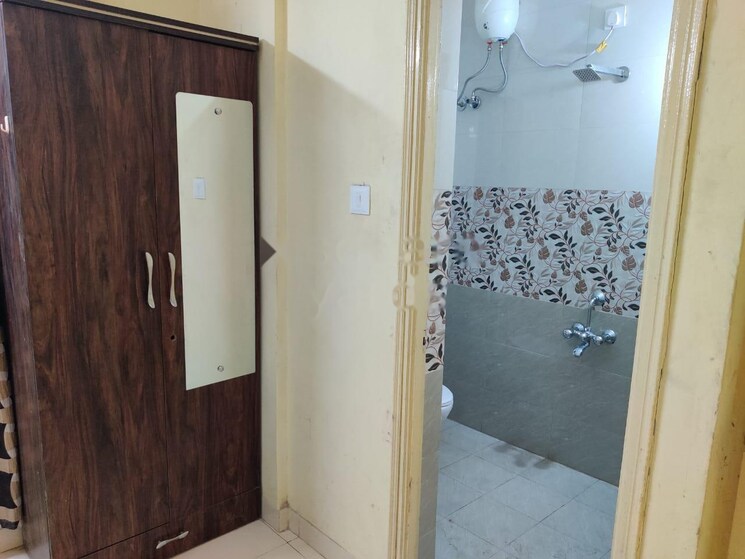 Bathroom, pawar-enclave 2 Bedroom 750 Sq.Ft. Apartment In Hadapsar Pune 7975430