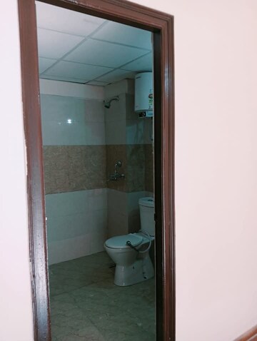 Bathroom in 3 BHK Apartment at Amrapali Golf Homes, Sector 4 Greater Noida – for Sale