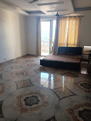 Master Bedroom in 3.5 BHK Apartment at Ardee City The Residency, Sector 52 – for Rent
