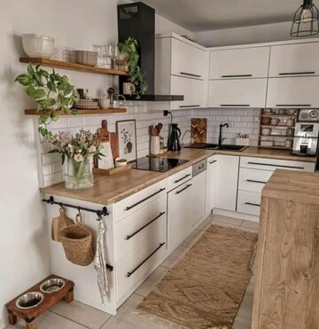 Kitchen in 2.5 BHK Builder Floor at Krishna Nagar – for Rent