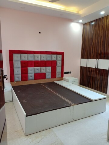 Bedroom in 3 BHK Apartment at Saket – for Rent