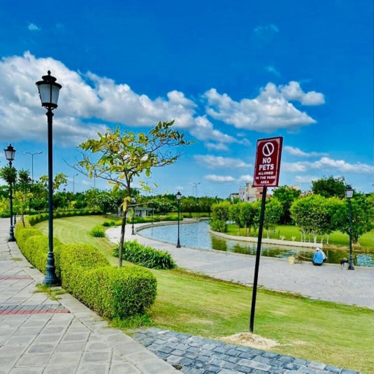 Exterior View, gaur-victorian-villas-6th-parkview  106 Sq.Yd. Plot In Gaur Yamuna City Greater Noida 7975690