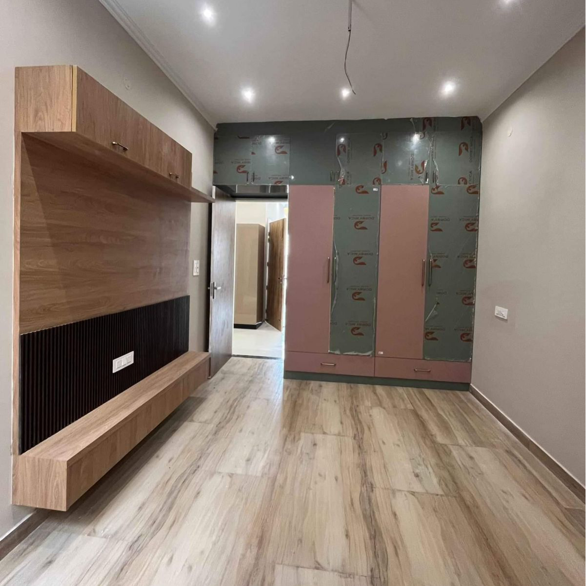 3 BHK + Pooja Room Villa For Sale in Kharar Estate