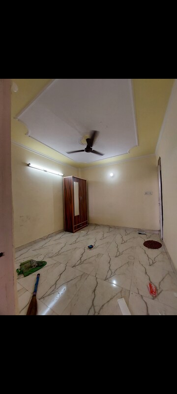 Bedroom in 1 BHK Apartment at Sarita Vihar – for Rent