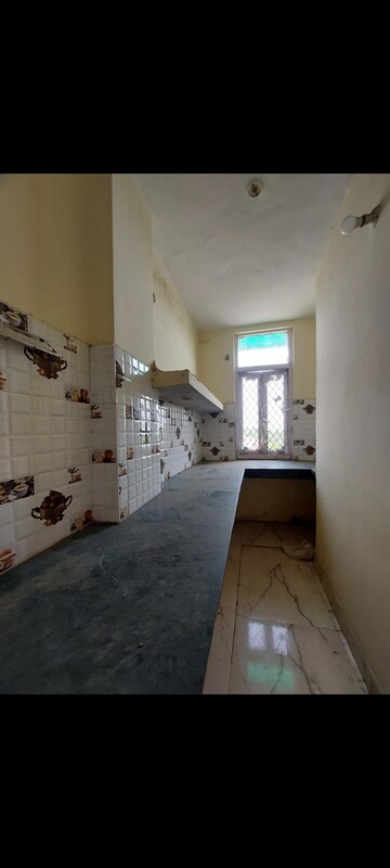 Master Bedroom in 1 BHK Apartment at Sarita Vihar – for Rent