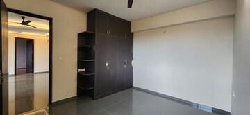 Room in 2.5 BHK Apartment at Incor Carmel Heights, Whitefield – for Rent