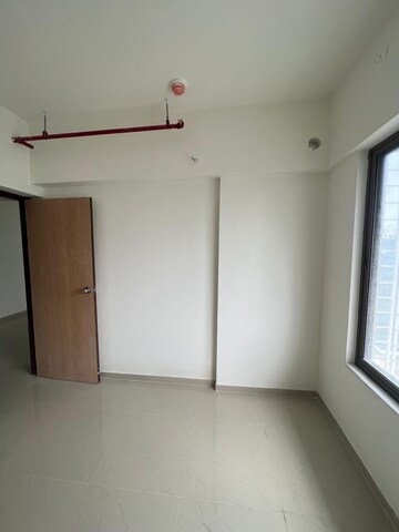 Room in 1 BHK Apartment at Lodha Vista, Lower Parel – for Rent