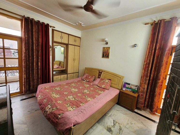 Master Bedroom, prerna-apartment 3 Bedroom 2000 Sq.Ft. Apartment In Sector 56 Gurgaon 7975670