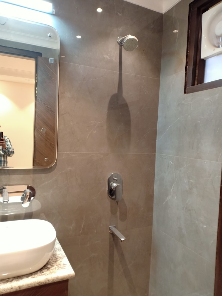 Bathroom, malviya nagar 2 Bedroom 900 Sq.Ft. Apartment In Malviya Nagar Delhi 7975677