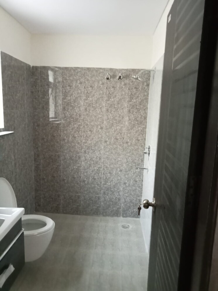 Bathroom, orris-aster-court 4 Bedroom 2560 Sq.Ft. Apartment In Sector 85 Gurgaon 7975707