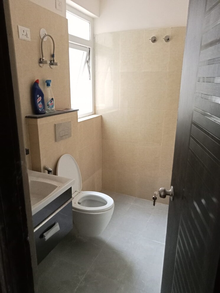 Bathroom, orris-aster-court 4 Bedroom 2560 Sq.Ft. Apartment In Sector 85 Gurgaon 7975707