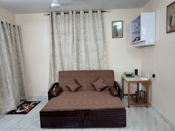 Bedroom in 1 RK Apartment at Defence Colony – for Rent