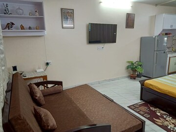 Bedroom in 1 RK Apartment at Defence Colony – for Rent
