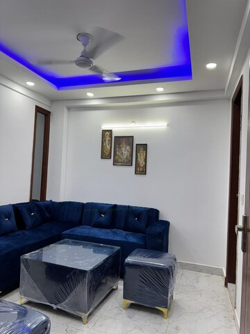 Master Bedroom in 1 BHK Builder Floor at Saket – for Rent