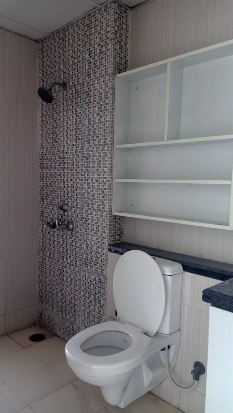 Bathroom, mahagun-mirabella 2 Bedroom 1400 Sq.Ft. Apartment In Sector 79 Noida 7975884