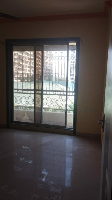 Room in 3 BHK Apartment at Regency Estate, Dombivli East – for Rent