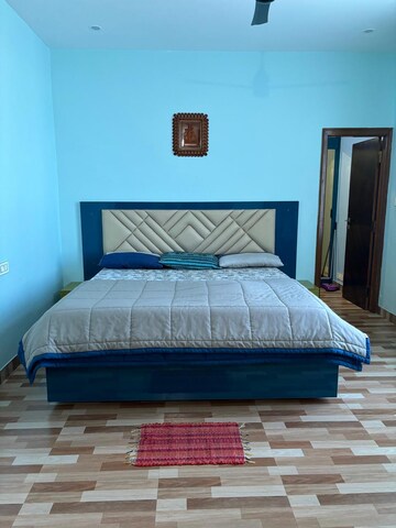 Bedroom in 2 BHK Builder Floor at Shivaji Nagar – for Rent