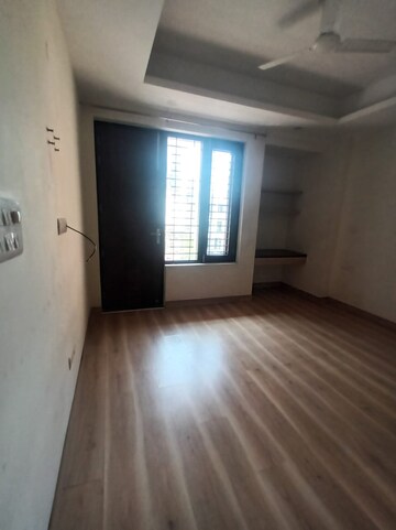 Master Bedroom in 3 BHK Apartment at Ansal API Esencia, Sector 67 – for Rent