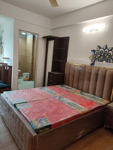 Bedroom in 1 RK Apartment at The Legend One, Sector 57 – for Rent
