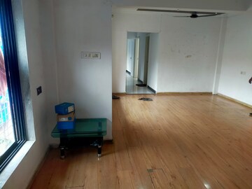 Room in 2 BHK Apartment at Royal Palms, Goregaon East – for Rent