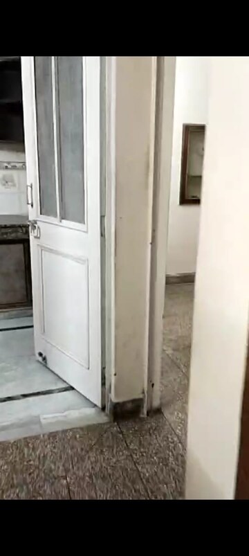 Building Lobby in 3 BHK Builder Floor at Chitra Vihar – for Rent