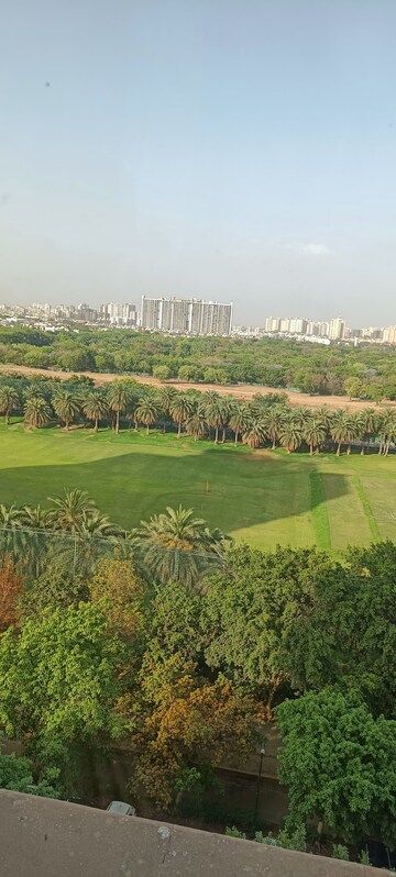  Plot For Sale in Jaypee Kensington Park Plot, Sector 133