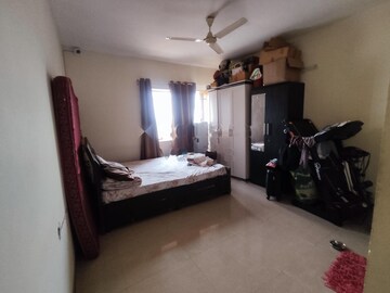 Room in 2 BHK Apartment at Gada Kshithi, Baner – for Rent