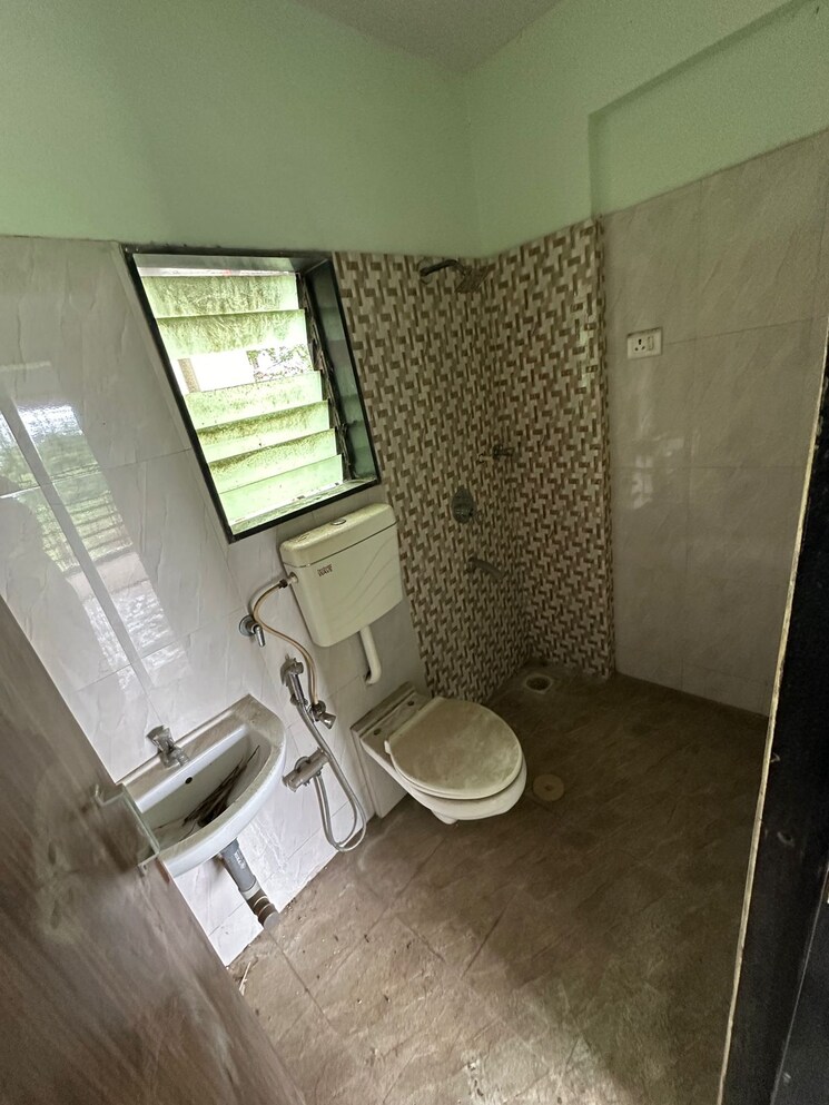 Bathroom, sai-satyam-residency-kalyan-west 1 Bedroom 481 Sq.Ft. Apartment In Kalyan West Thane 7975995