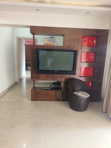 Furnished Amenities in 4 BHK Apartment at Vidarbha Mahesh CHS, Kavesar – for Rent