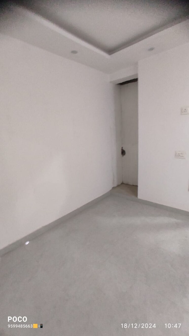 Room, mehrauli gurgaon road 1 Bedroom 600 Sq.Ft. Builder Floor In Mehrauli Gurgaon Road Delhi 7976169