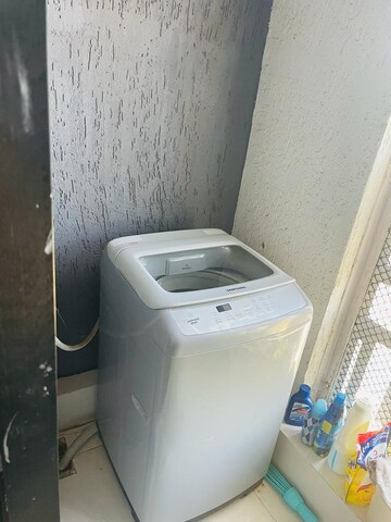 Bathroom in 2.5 BHK Apartment at Hubtown Hill Crest, Andheri East – for Rent