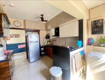 Team Area in 2 BHK Apartment at Rizvi Cedar, Malad East – for Rent