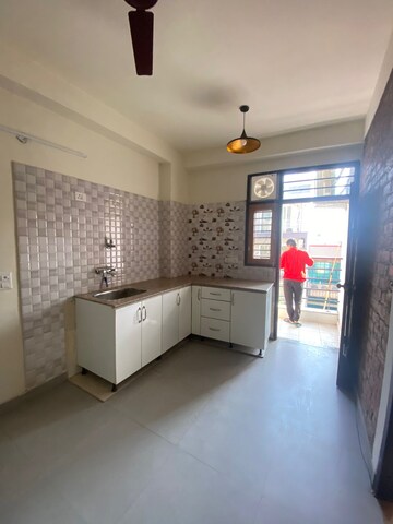 Kitchen in 1 BHK Independent House at Ansal Plaza Sector-23, Sector 23 – for Rent