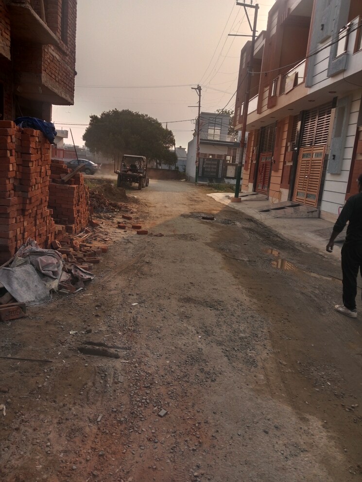 Exterior View, amehra adipur  104 Sq.Yd. Plot In Amehra Adipur Meerut 7976271