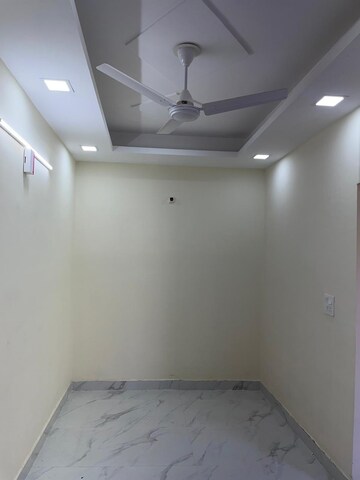 1 BHK Builder Floor For Rent in Saket