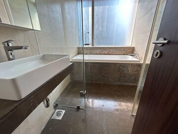 Bathroom in 2 BHK Apartment at Lodha Parkside, Worli – for Sale