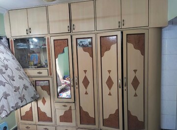 Furnished Amenities in 2 BHK Apartment at Kopar Khairane – for Sale