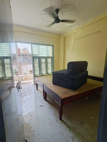 Room in 1 BHK Apartment at East Delhi – for Rent