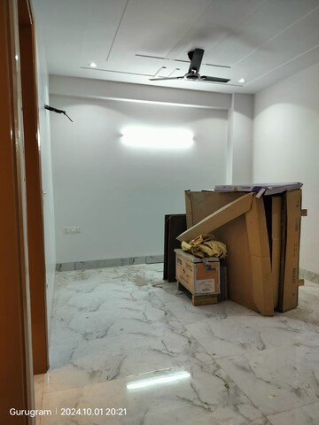 Kitchen in 3 BHK Builder Floor at M3M Atrium, Sector 57 – for Rent