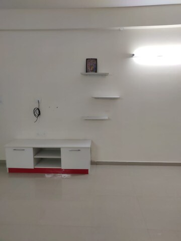 Furnished Amenities in 2 BHK Apartment at Hoodi – for Rent